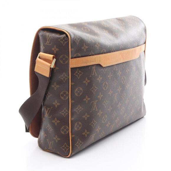 LOUIS VUITTON Brown Monogram Leather Shoulder Bag - Picture 2 of 13